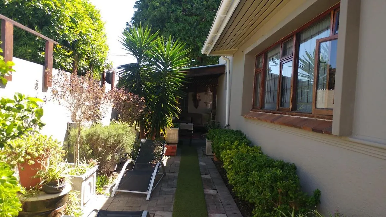 35 On Washington Bed And Breakfast Bellville