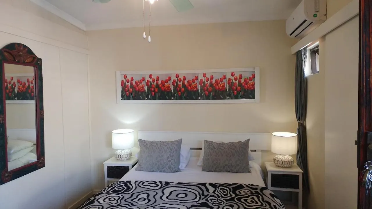 35 On Washington Bed And Breakfast Bellville