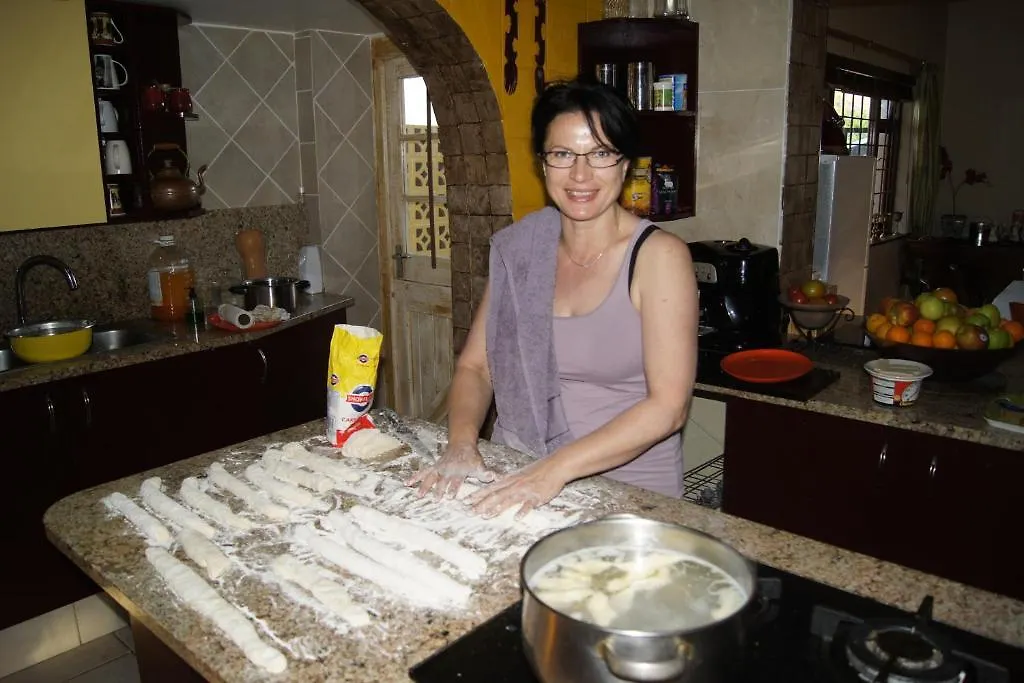 *** Bed & Breakfast 35 On Washington Bed And Breakfast Bellville South Africa