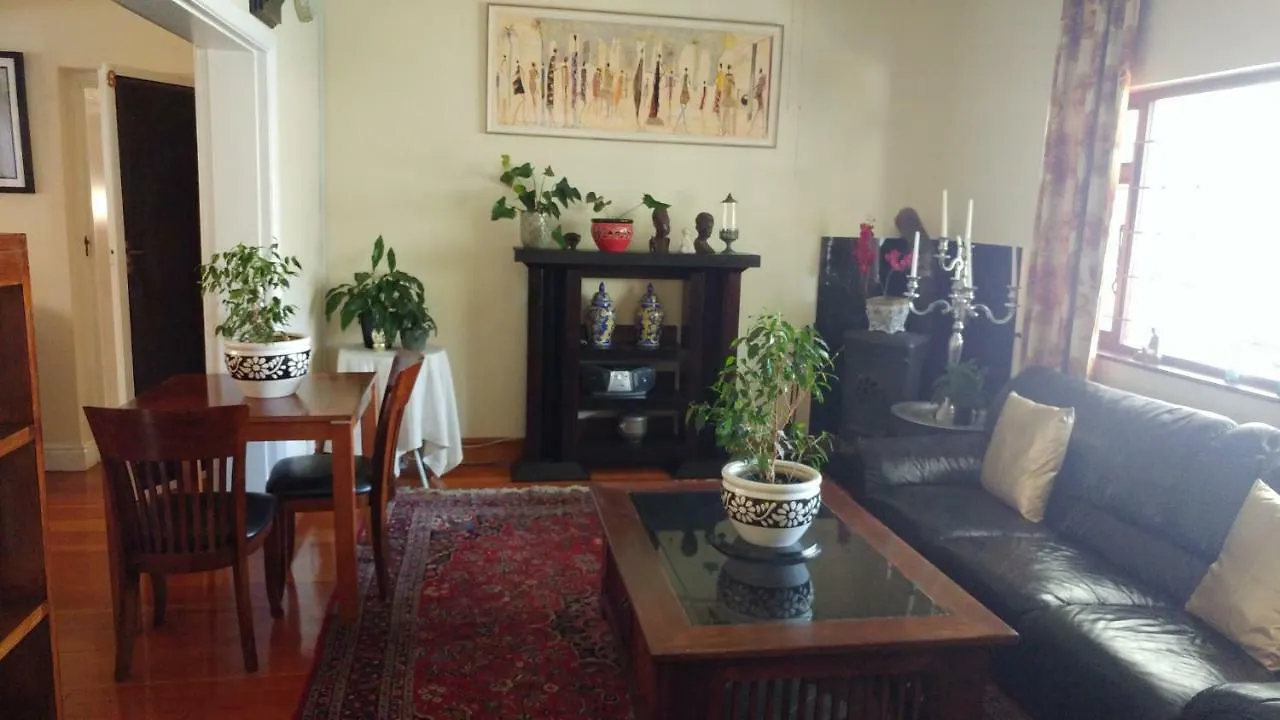 *** Bed & Breakfast 35 On Washington Bed And Breakfast Bellville South Africa